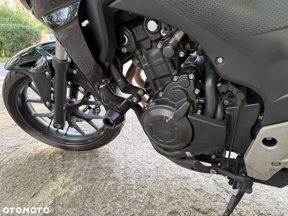 Honda CB - 12