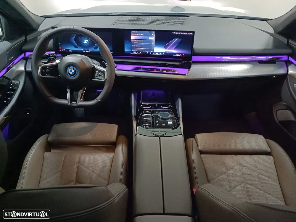 BMW 530 e xDrive Pack Desportivo M Pro - 33