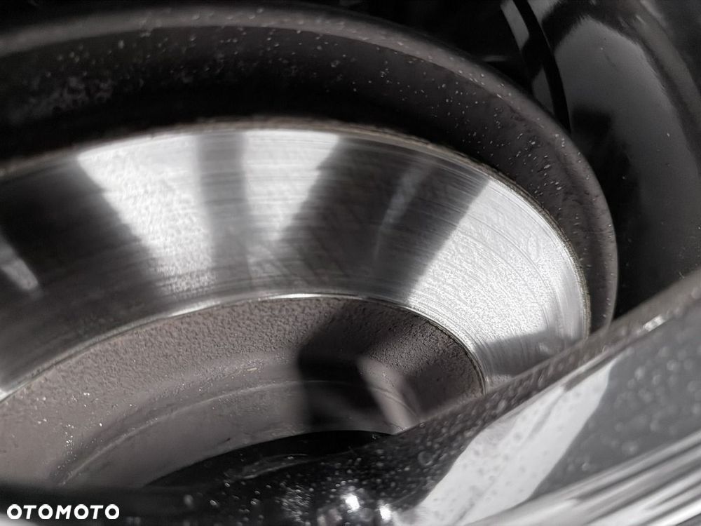 Volvo V90 D4 Geartronic Momentum Pro - 12
