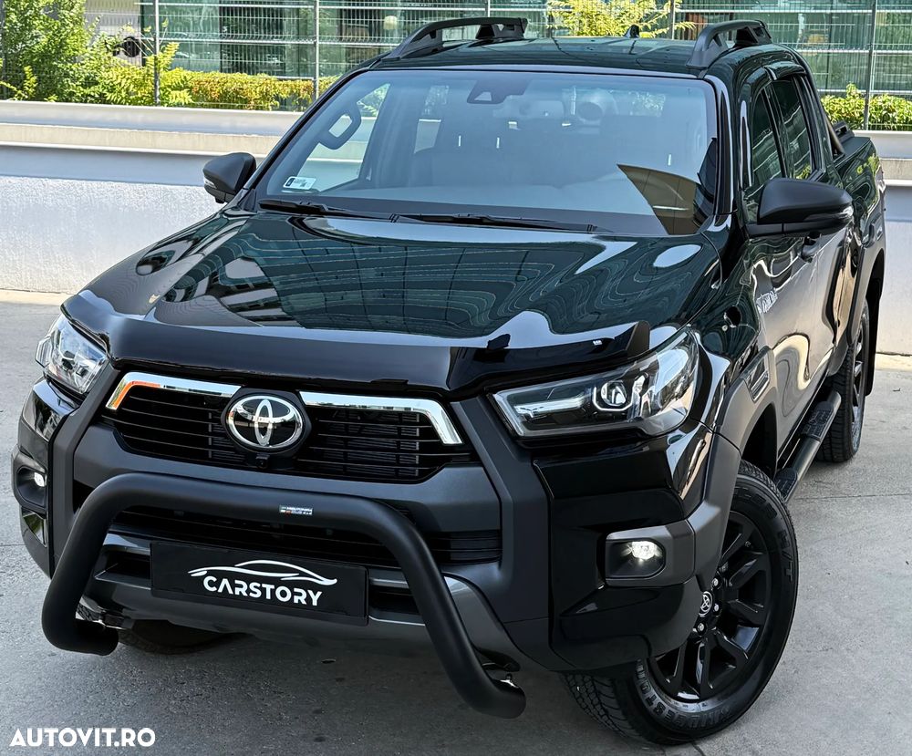 Toyota Hilux 2.8D 204CP 4x4 Double Cab AT MHEV Invincible