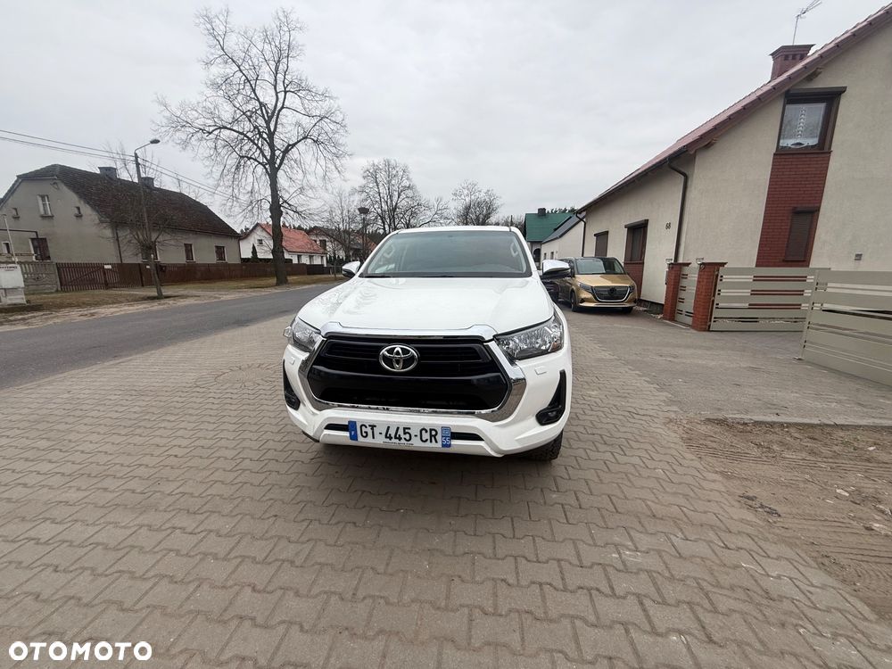 Toyota Hilux - 4