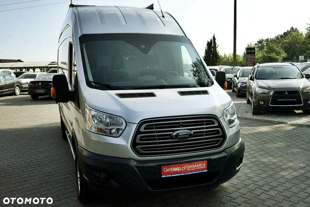 Ford Transit - 12