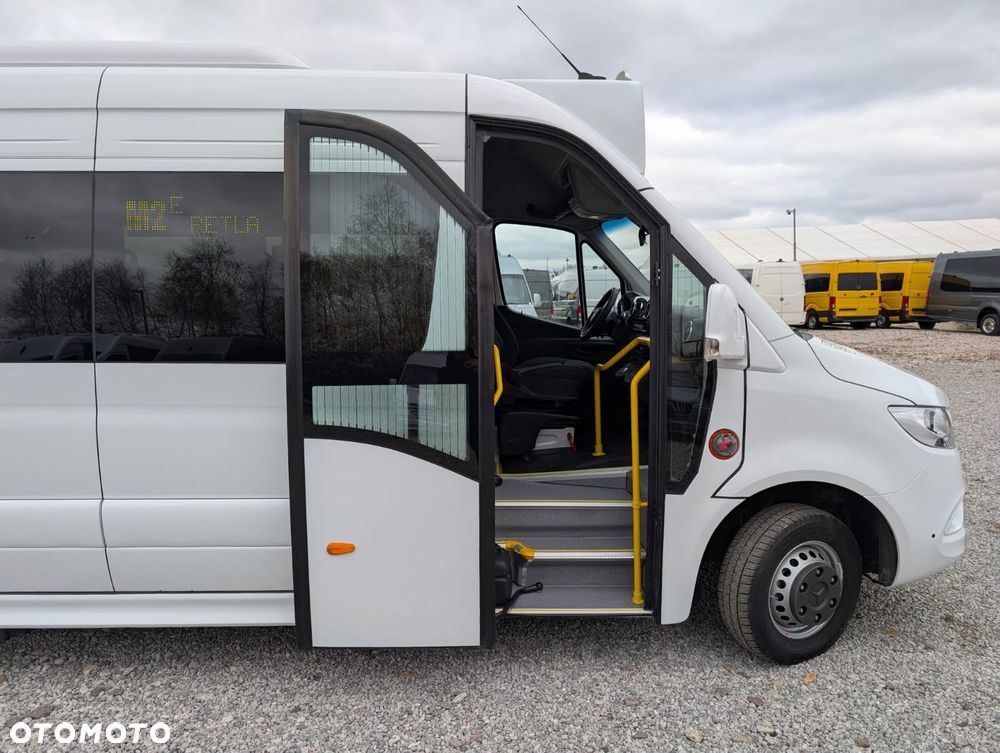 Mercedes-Benz Sprinter 519 - 9