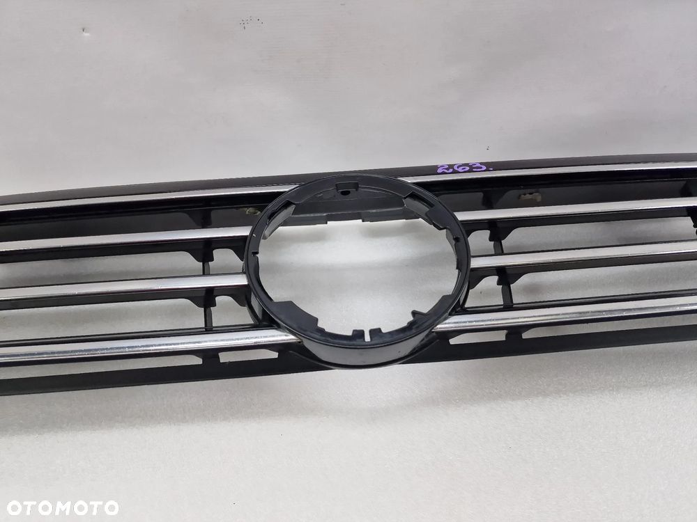 VW PASSAT B8 3G0 15-  ATRAPA / GRILL PRZEDNI PRZÓD NA WĄSKĄ GÓRNĄ LISTWĘ / CHROM , NR 3G0853651 / 3G0853651A / 3G0853653 , NR AUKCJI GL263 - 12