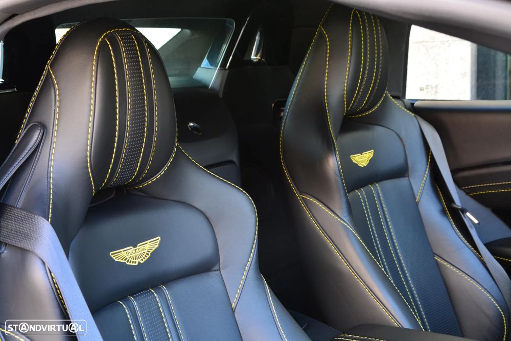 Aston Martin Vantage Roadster V8 - 56