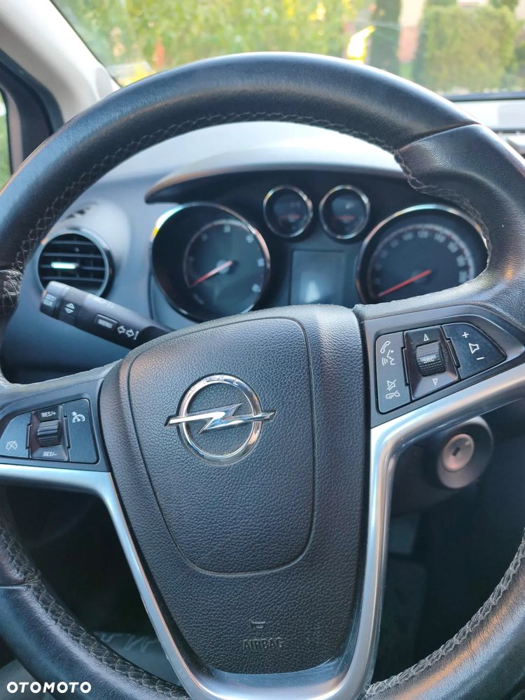 Opel Meriva - 23