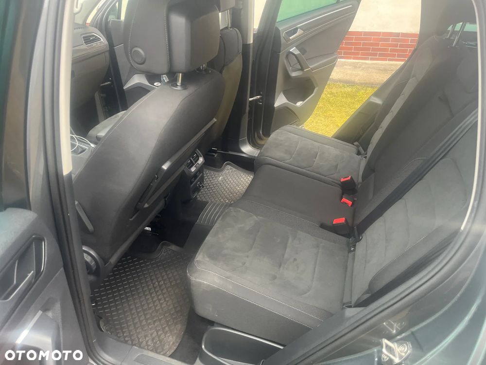 Volkswagen Tiguan - 16
