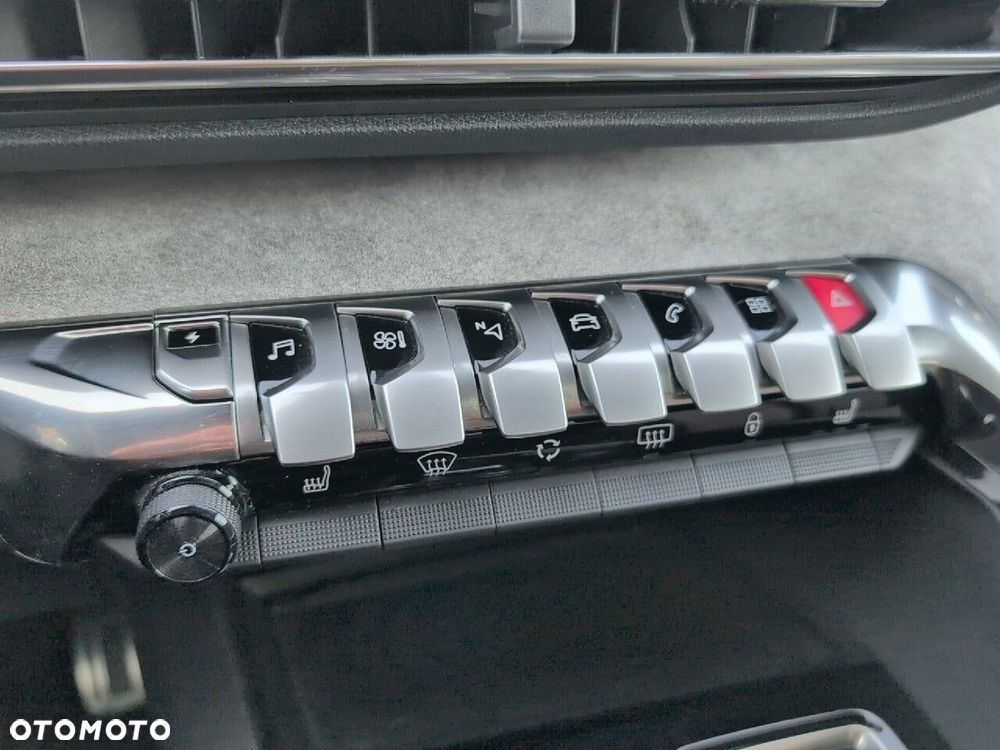 Peugeot 3008 1.6 PureTech Hybrid4 PHEV GT S&S EAT8 - 20