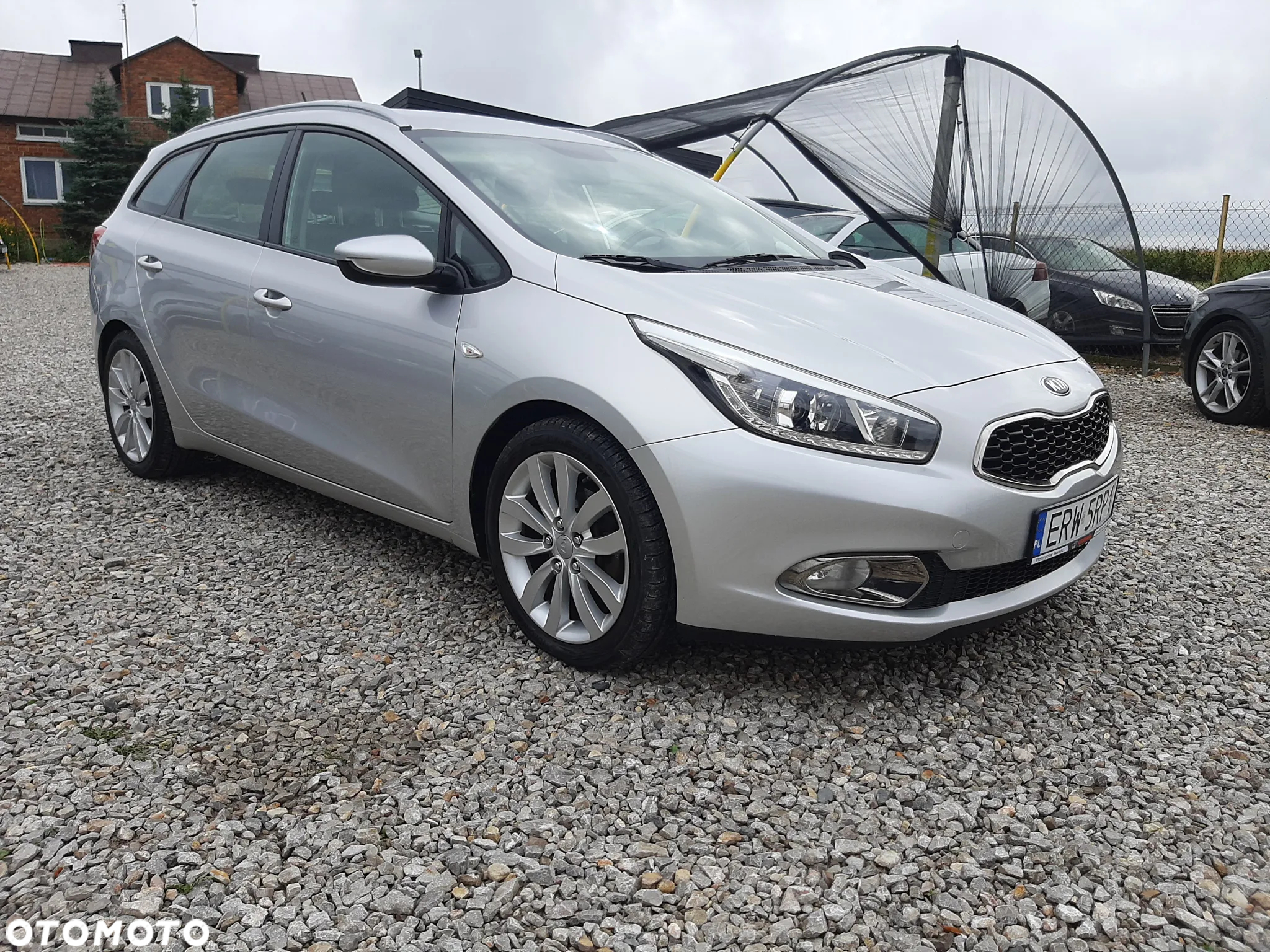 Kia Ceed 1.6 GDI SW Dream-Team Edition - 3