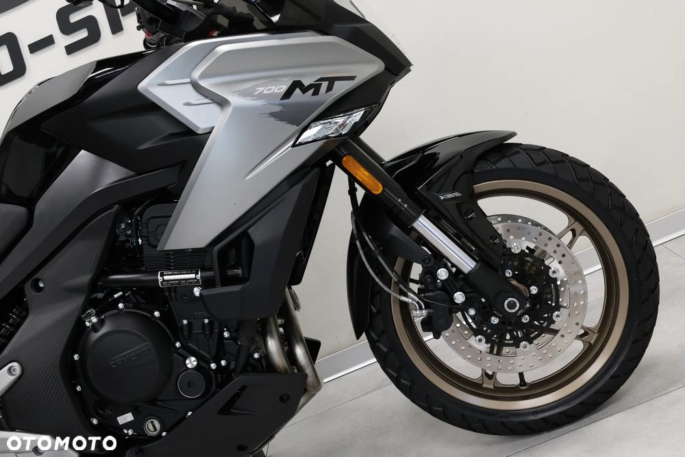 CFMoto 700MT - 20