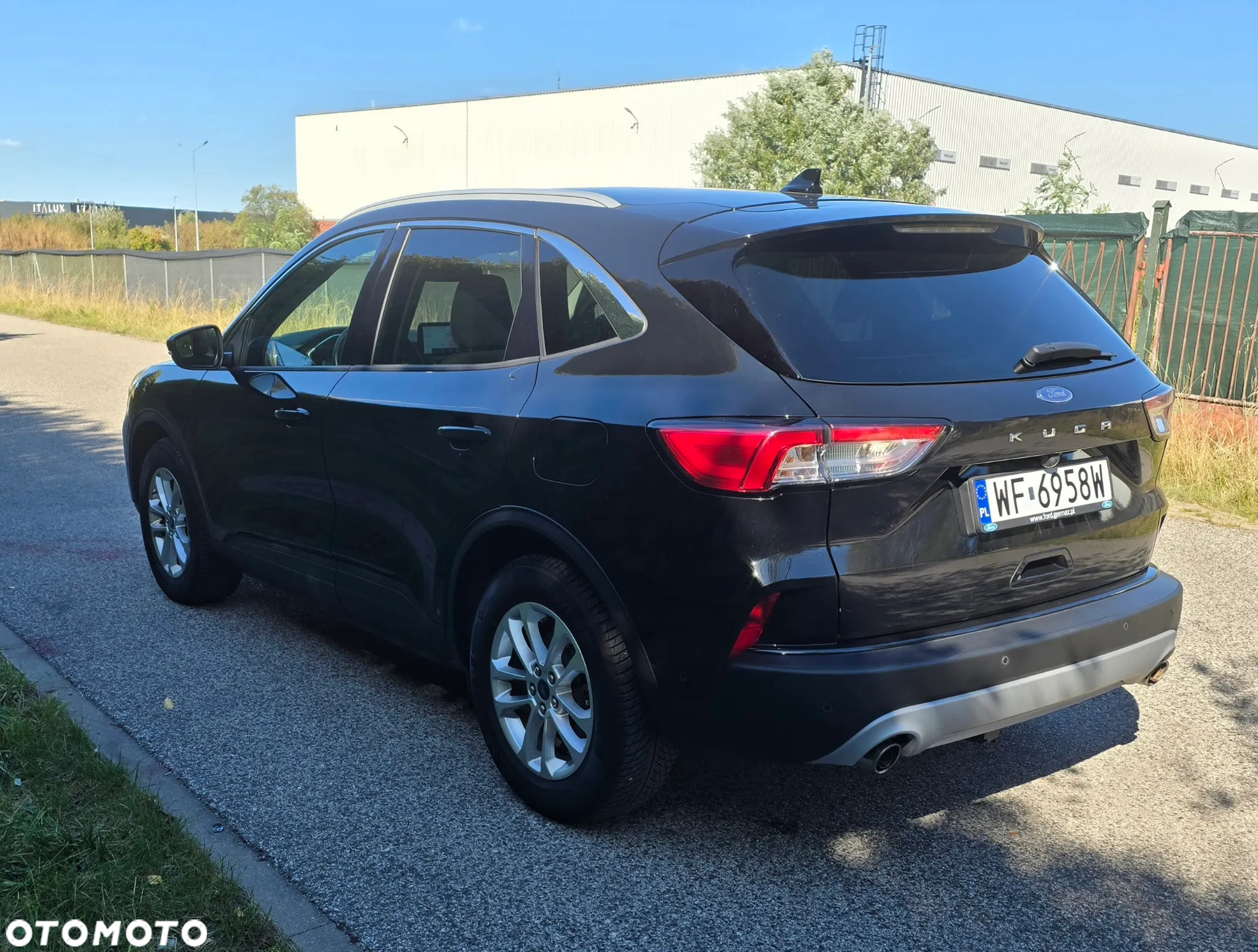 Ford Kuga 1.5 EcoBoost FWD Titanium - 4
