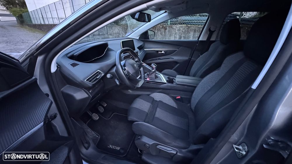 Peugeot 3008 1.2 PureTech Allure Pack - 9