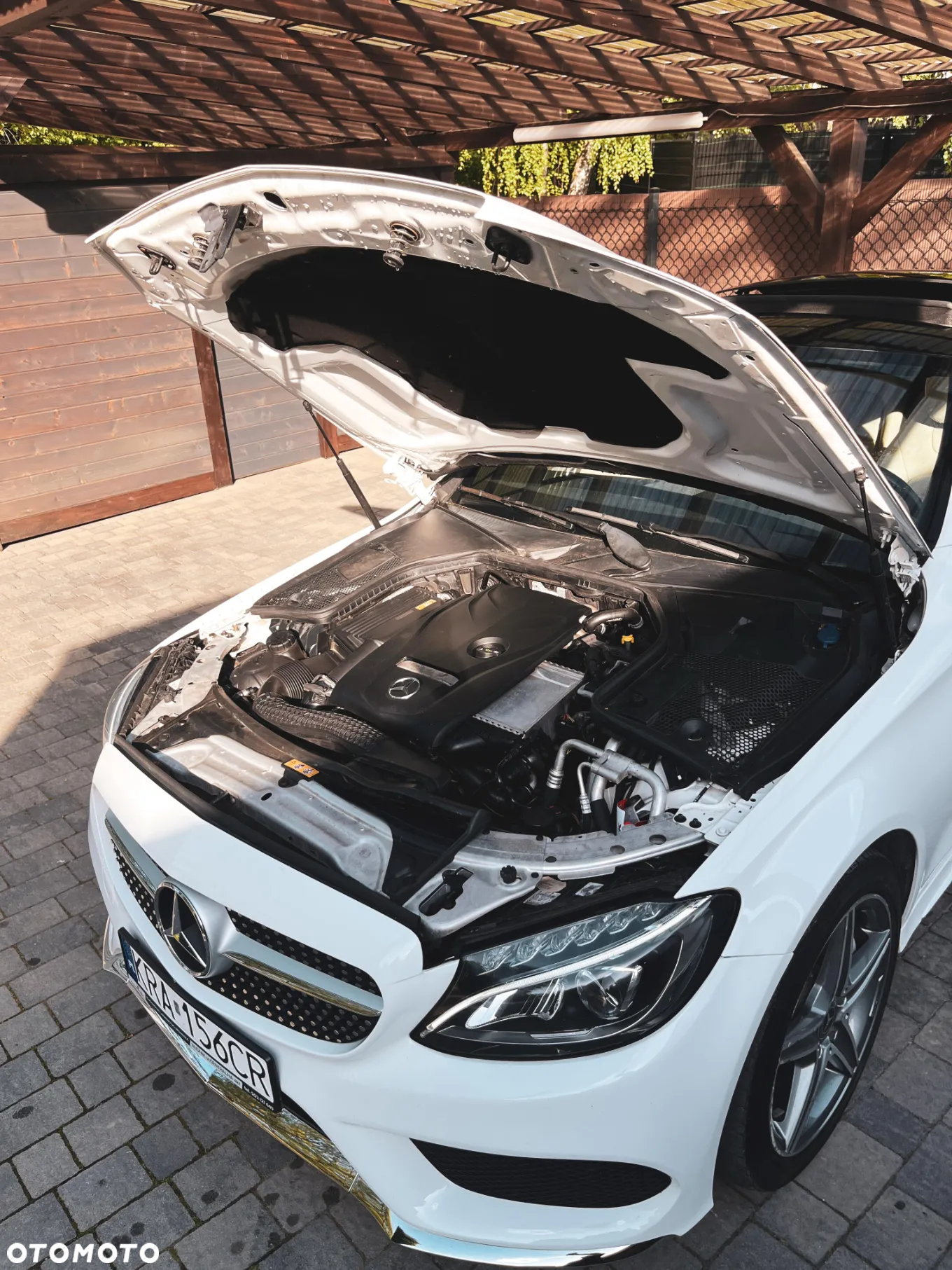 Mercedes-Benz Klasa C 300 9G-TRONIC - 16