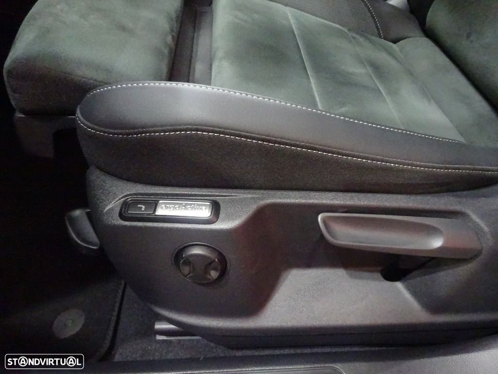 VW T-Roc 1.5 TSI Black Style DSG - 11