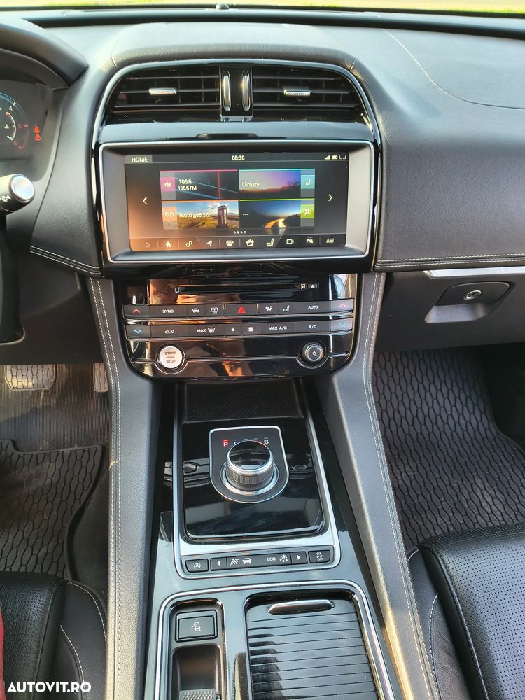 Jaguar F-Pace 20d AWD Aut. R-Sport - 11