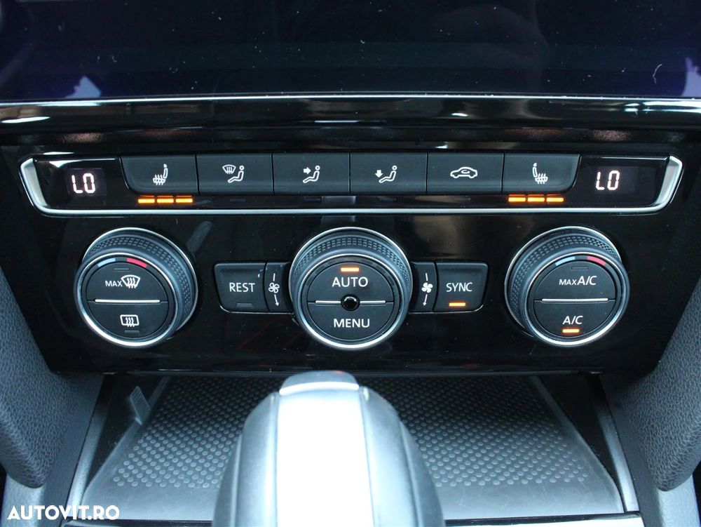 Volkswagen Passat 1.5 TSI ACT DSG Comfortline - 20