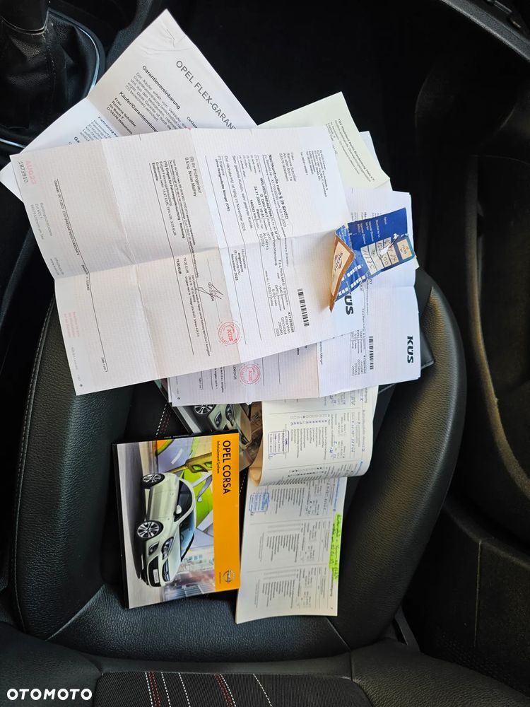 Opel Corsa 1.4 16V 150 Jahre - 17