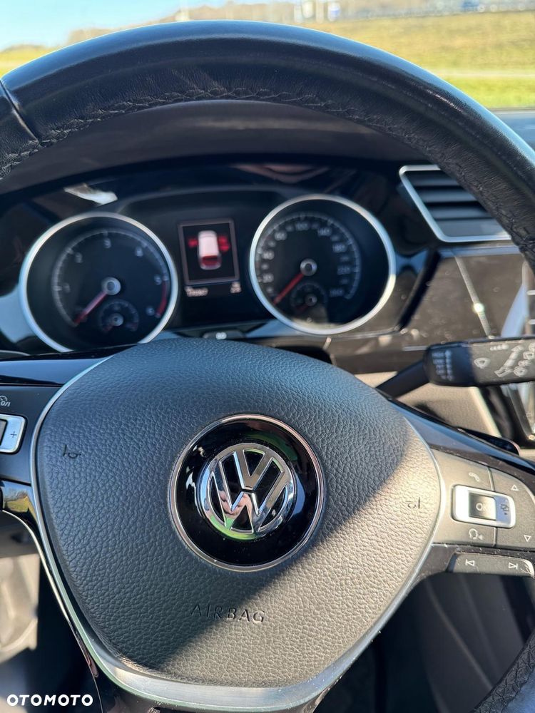 Volkswagen Touran 2.0 TDI BMT Special Edition DSG - 12