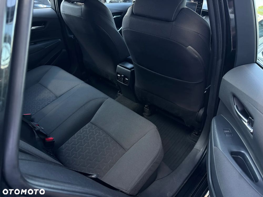 Toyota Corolla - 8