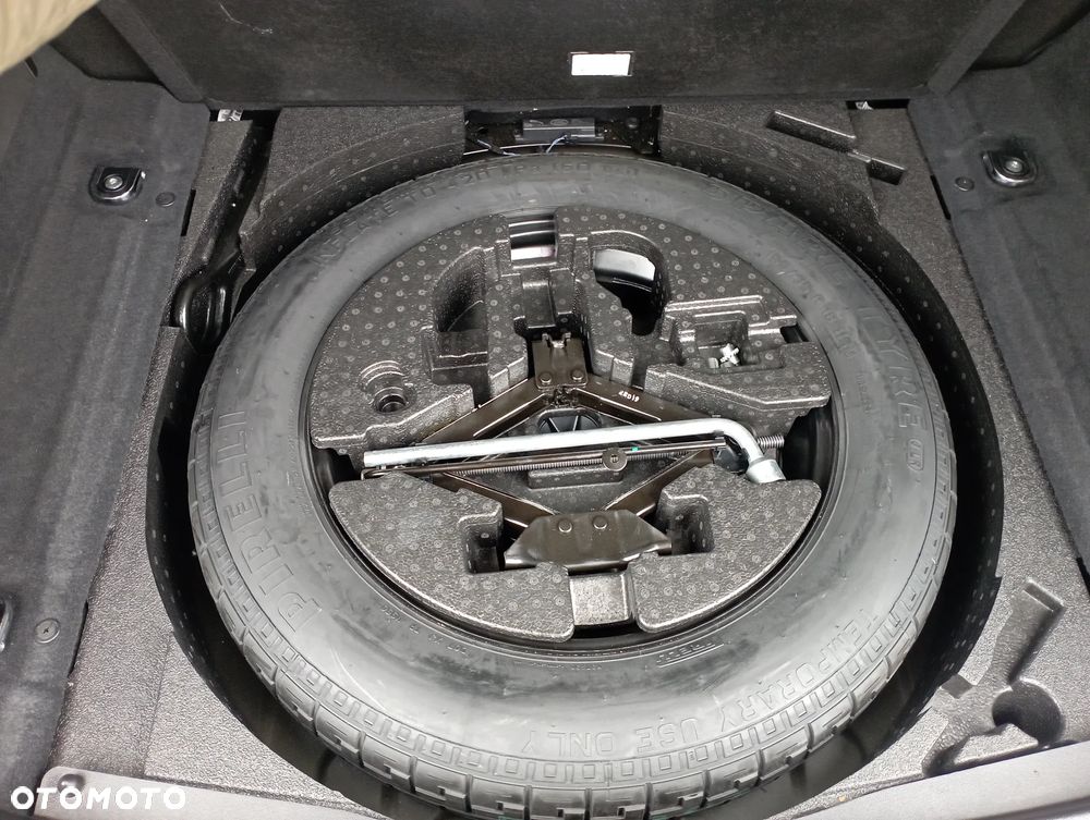 Land Rover Range Rover Evoque 2.0 P200 mHEV R-Dynamic - 33