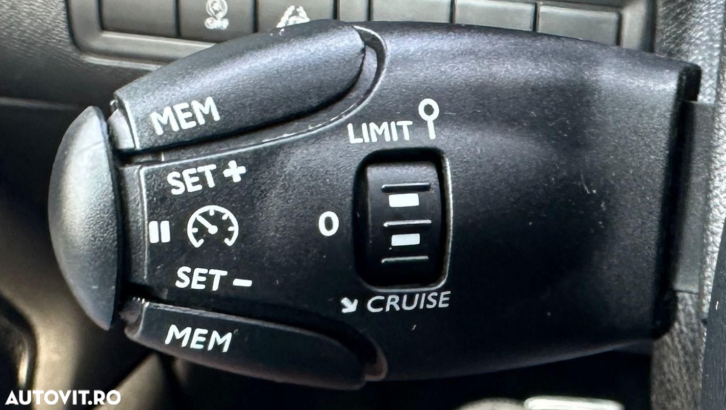 Peugeot 308 - 12