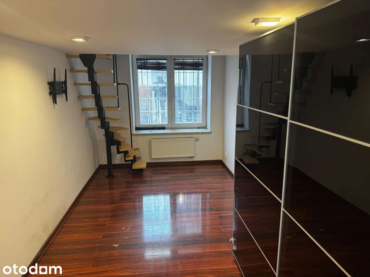Wynajmę mieszkanie typu Loft, wysoki sufit, antresole, Warszawa Włochy