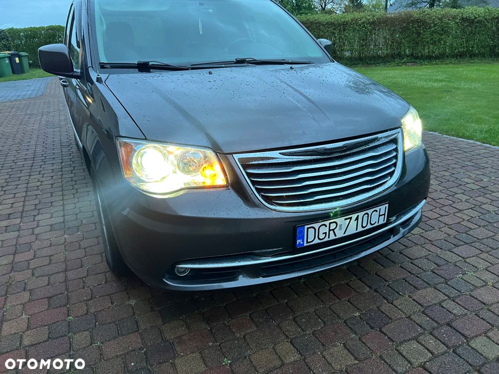 Chrysler Town & Country 3.6 Touring - 7