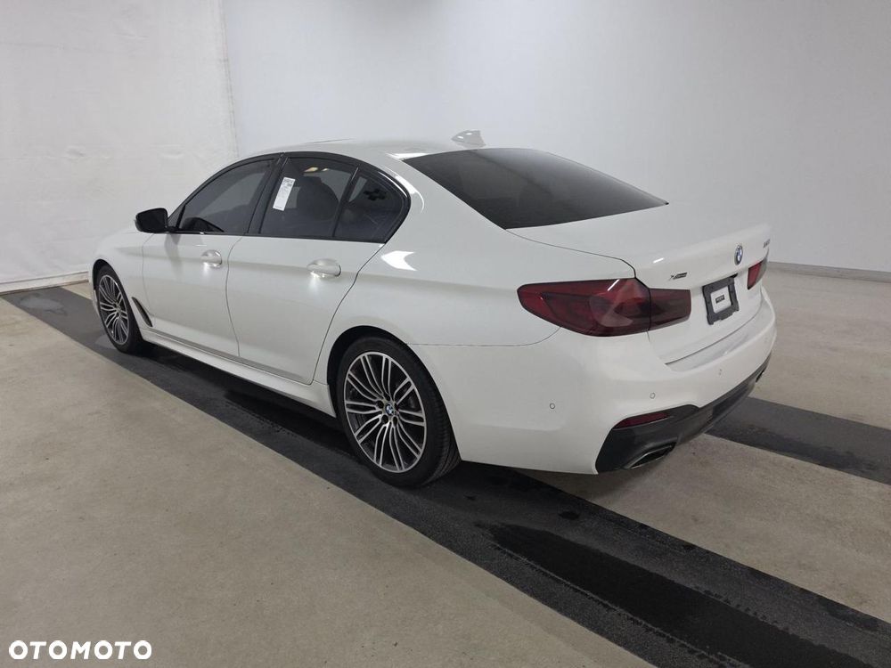 BMW Seria 5 530i xDrive M Sport sport - 7