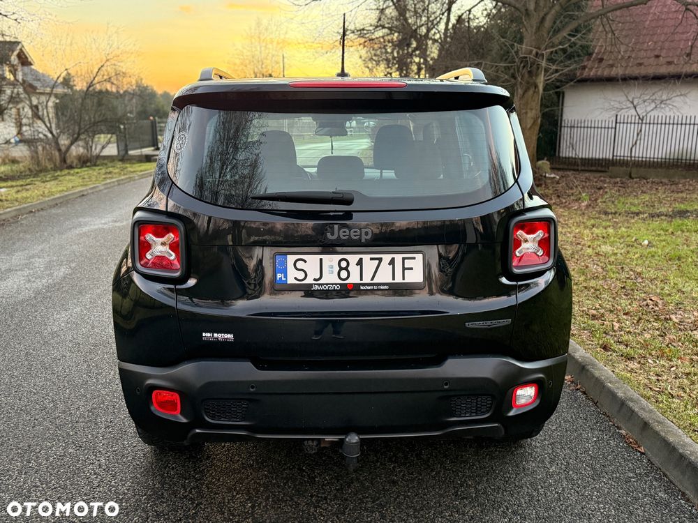 Jeep Renegade 1.4 MultiAir Night Eagle - 11