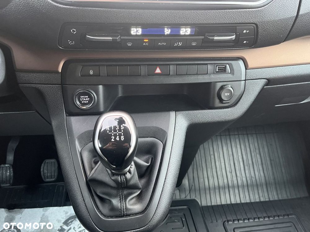 Toyota Proace Verso 2.0 D4-D Long Family - 15