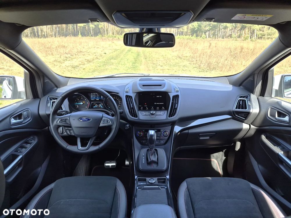 Ford Kuga 2.0 TDCi 4x4 ST-Line - 7