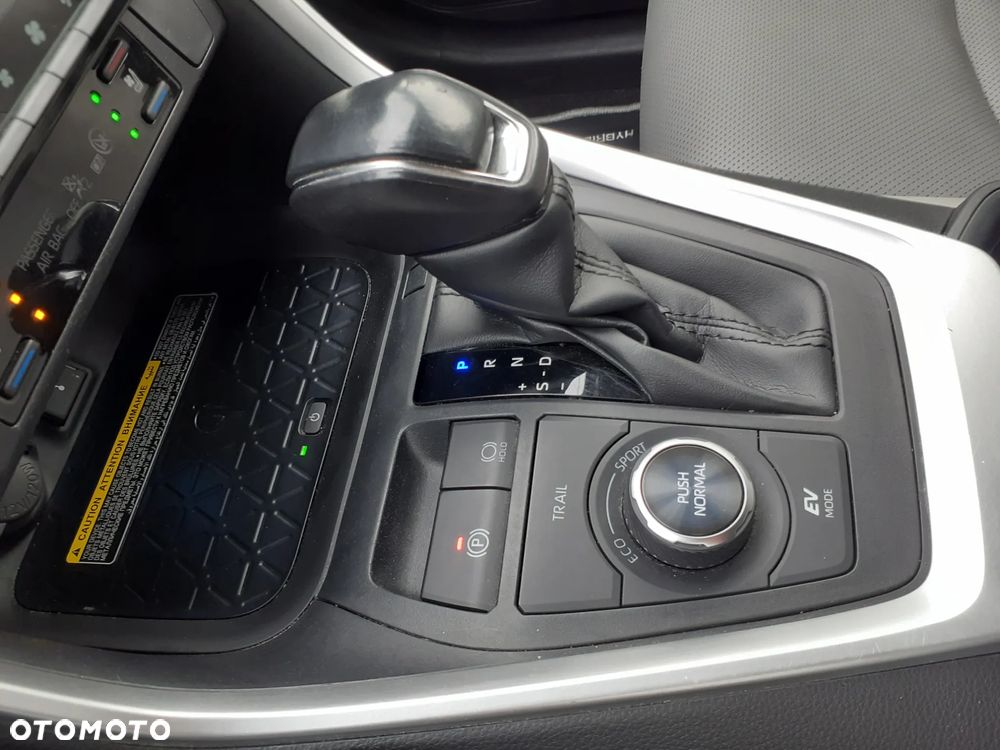 Toyota RAV4 2.5 Hybrid Executive 4x4 - 24