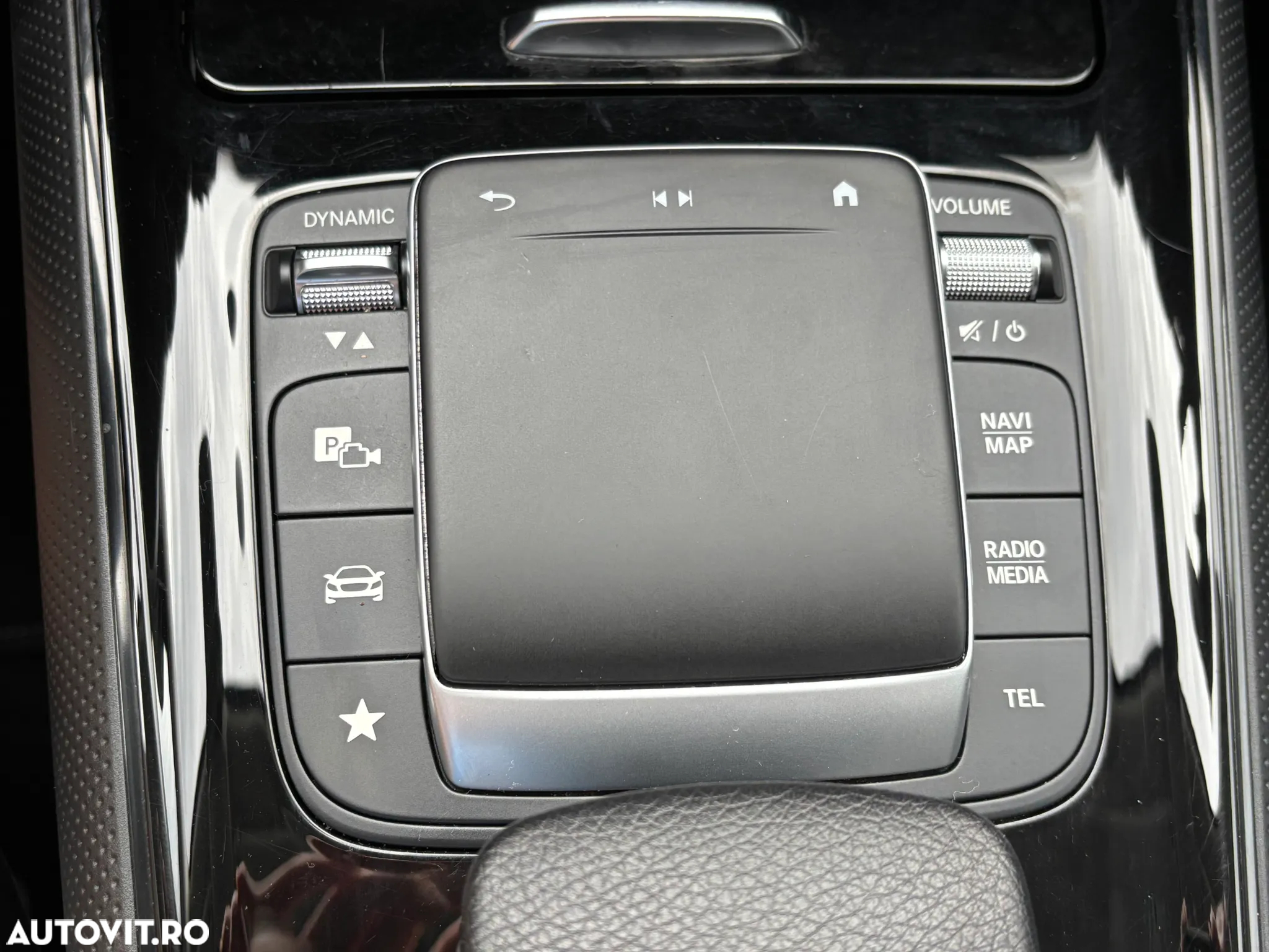 Mercedes-Benz GLB 180 d 8G-DCT - 37