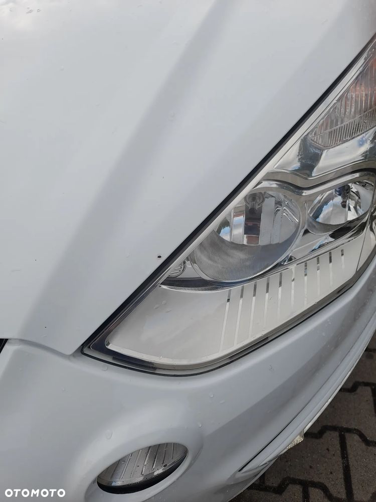 Ford S-Max 2.0 TDCi DPF Titanium - 5