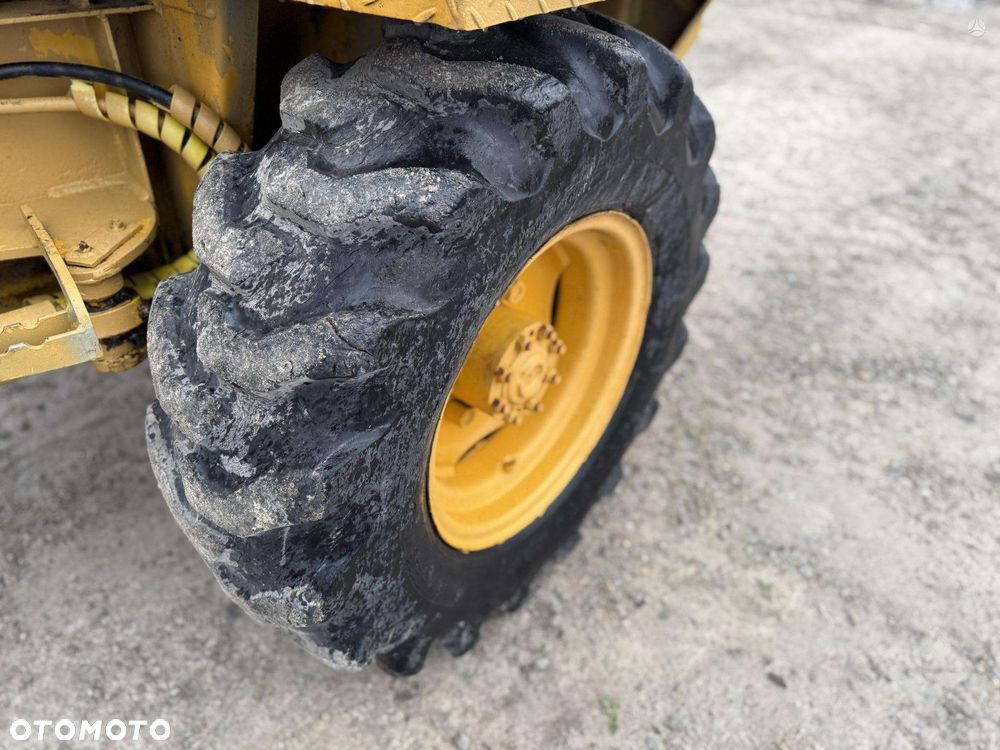 Thwaites T450 Rotator - 16