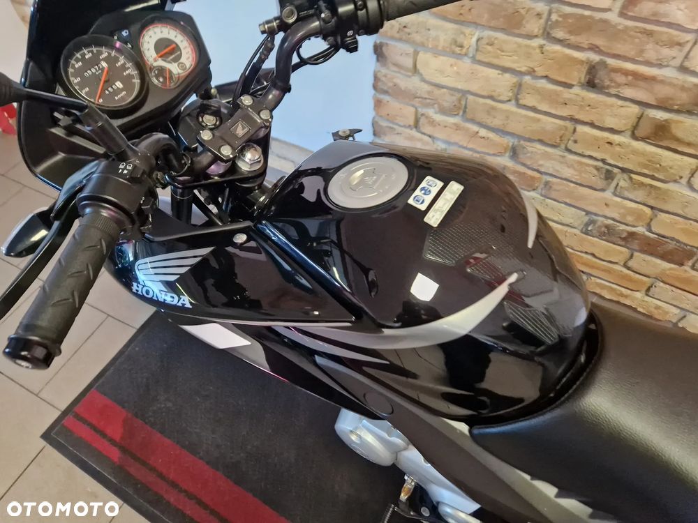Honda CBF - 19