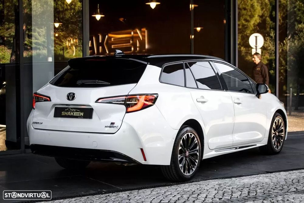 Toyota Corolla Touring Sports 1.8 Hybrid GR-Sport - 4