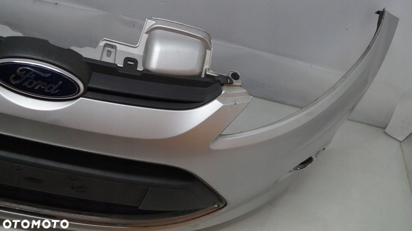 ZDERZAK PRZEDNI FORD FIESTA MK7 69 2012 - 9