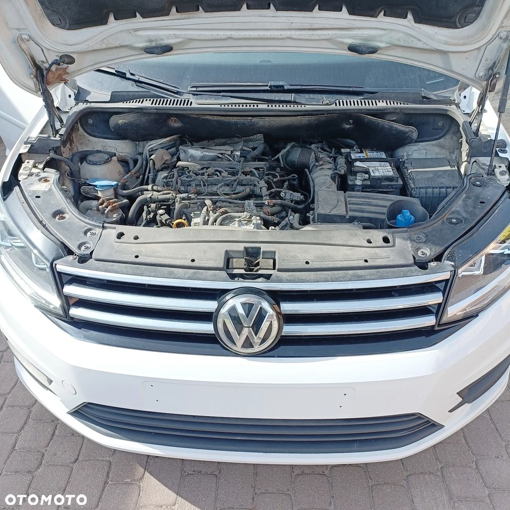 Volkswagen Caddy 2.0 TDI Comfortline DSG - 5