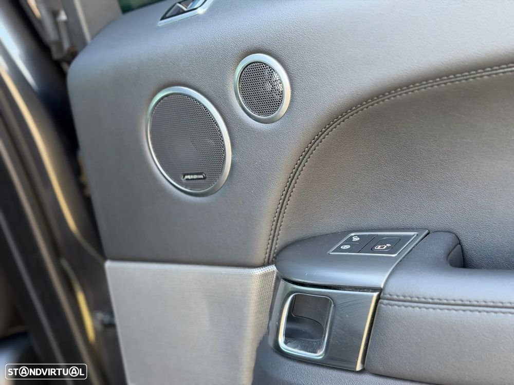 Land Rover Range Rover Sport - 28