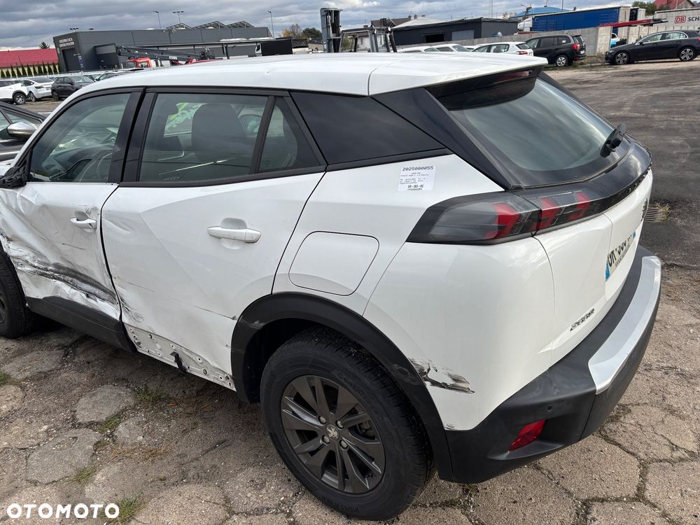 Peugeot 2008 1.2 PureTech Allure Pack S&S - 12