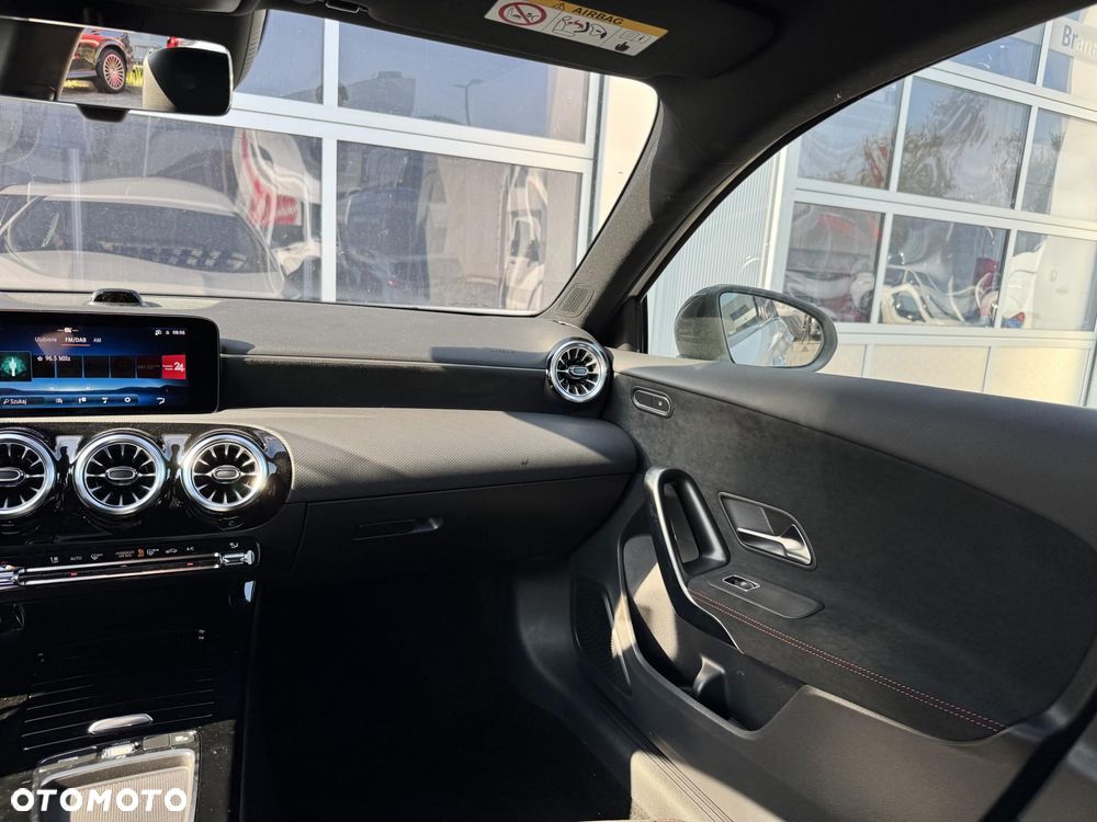 Mercedes-Benz Klasa A AMG 35 4Matic AMG Speedshift DCT 7G - 17