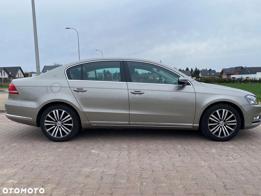 Volkswagen Passat - 5
