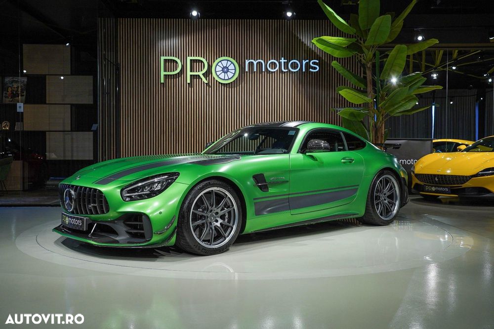 Mercedes-Benz AMG GT R - 7