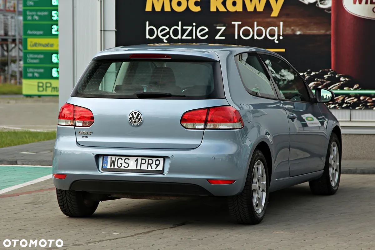 Volkswagen Golf - 5