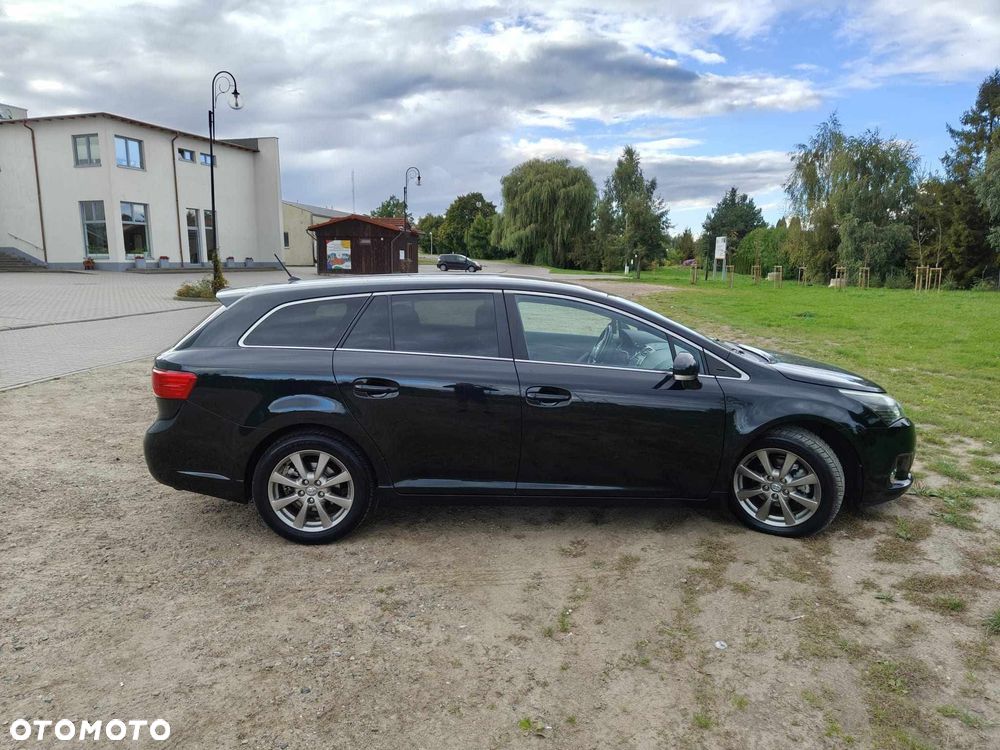 Toyota Avensis 2.0 D-4D Active - 7