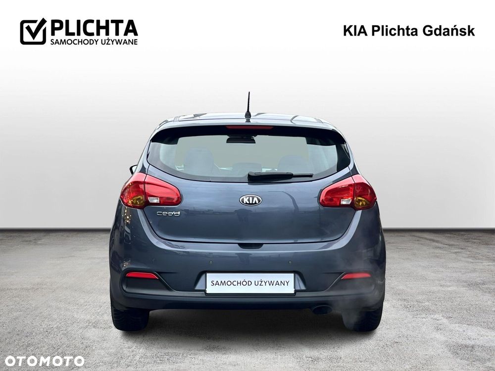 Kia Ceed - 4