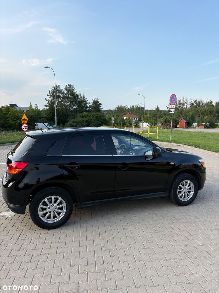 Mitsubishi ASX 1.6 Inform - 11