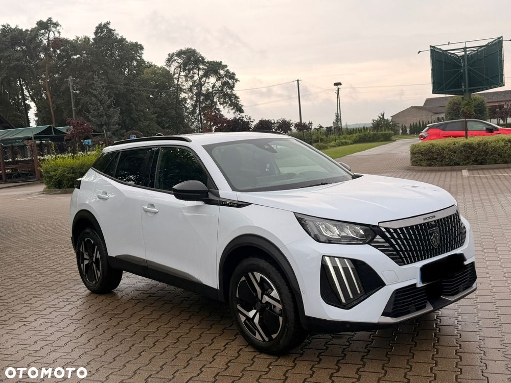 Peugeot 2008 Hybrid 136 e-DSC GT - 5