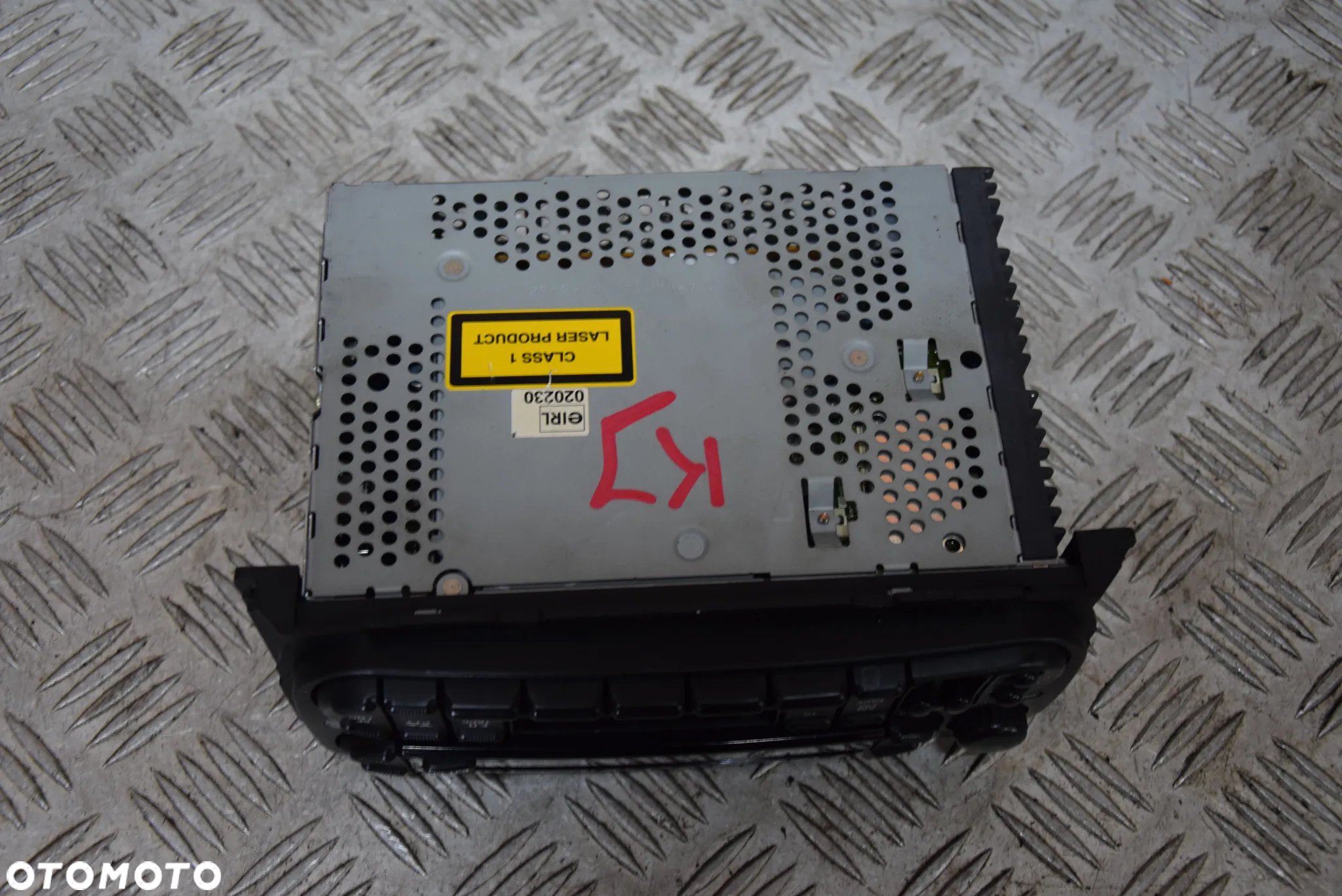 JEEP CHEROKEE KJ RADIO KOD - 6